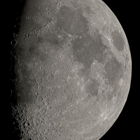 九日月(月齢8.71)