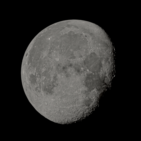 十九日月(月齢17.49)