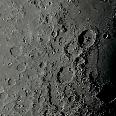 月面「テオフィルス」附近