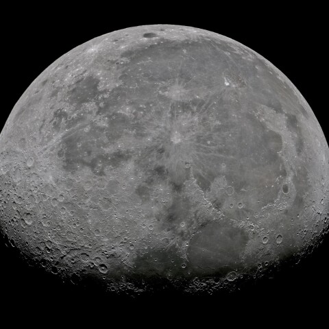 二十日月(月齢18.92)