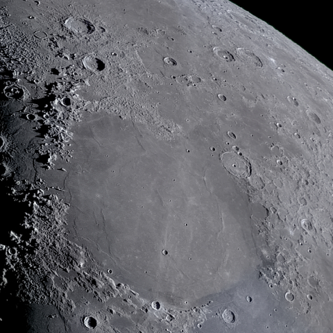 月面「晴れの海～雨の海」附近