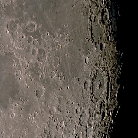 月面「豊かの海～4大火口列」附近