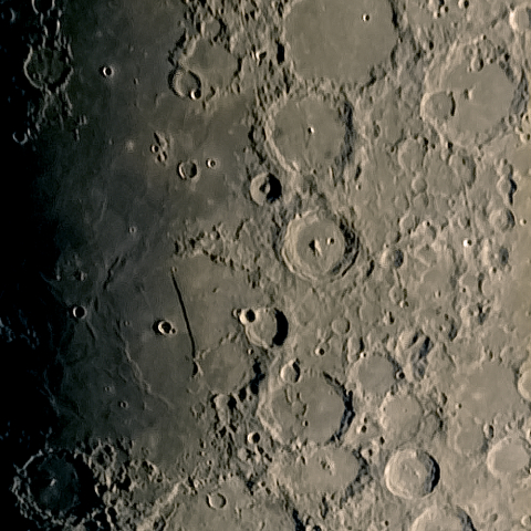 月面「雲の海」附近