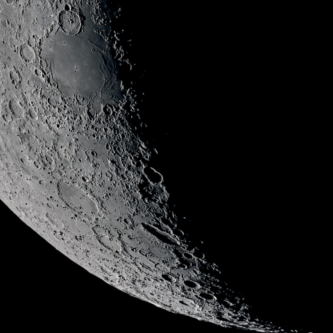 月面「湿りの海～シッカード」附近