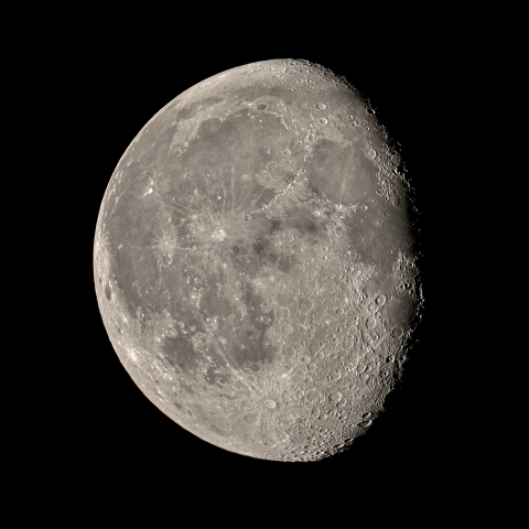 十九日月(寝待月、月齢18.5)