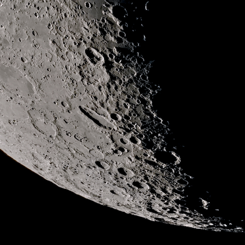 月面「シッカード～シラー」附近