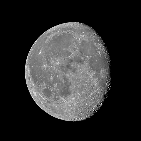 十九日月(月齢18.1)