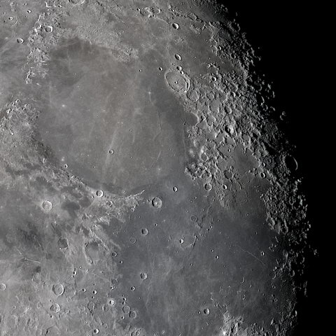 月面「晴れの海～静かの海」附近