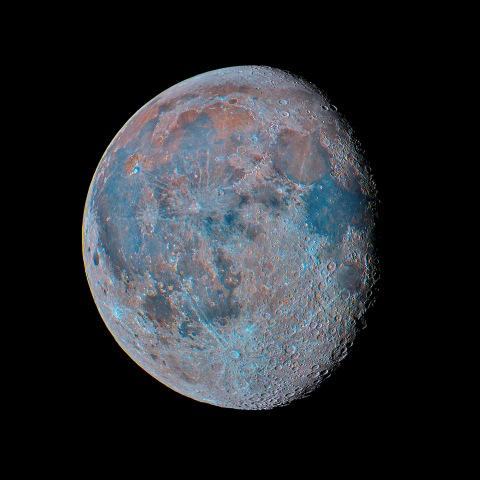 十九日月(月齢18.1)・彩度強調