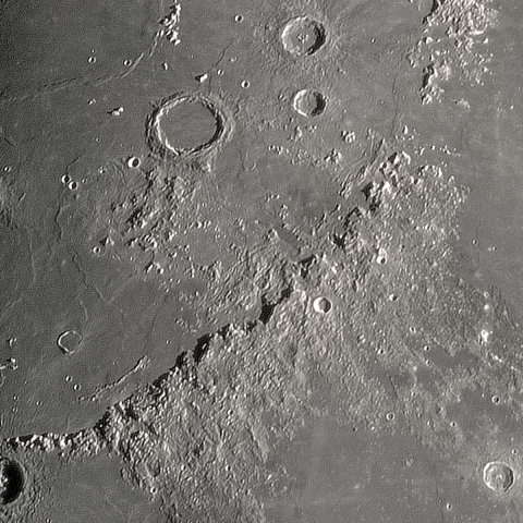 月面「アルキメデス～アペニン山脈」附近