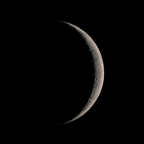 四日月(月齢3.1)