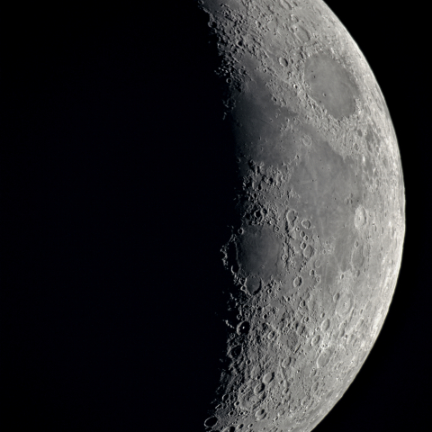 五日月(月齢4.6)・再画像処理