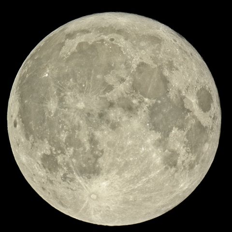 十六日月(満月、月齢15.1)