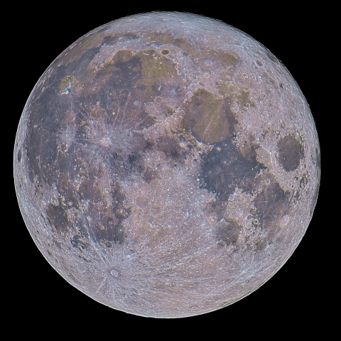 十五夜(満月、月齢14.2)・彩度強調