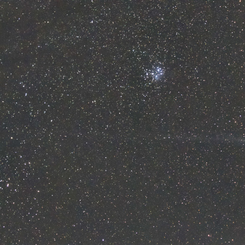 長い尾を引くラヴジョイ彗星