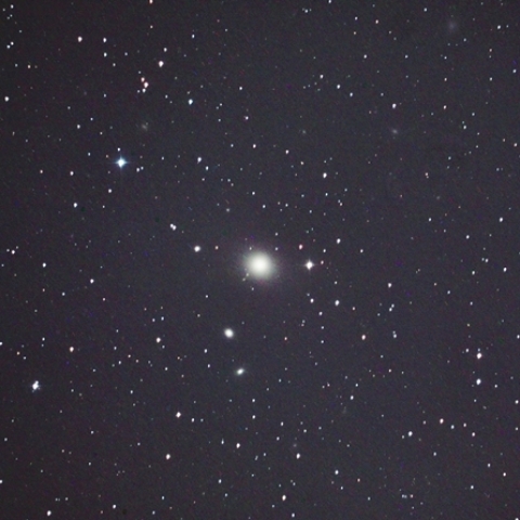 M87 おとめ座の楕円銀河