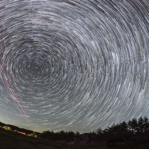 北天の星の軌跡