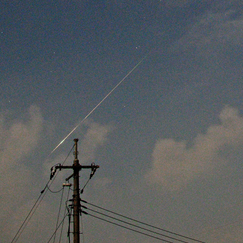 雲間に出現した大流星