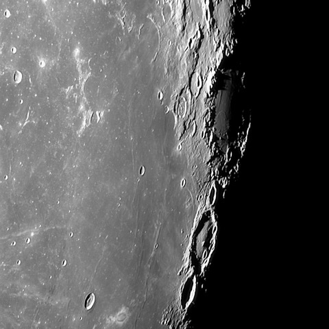 グリマルディ、ヘヴェリウス付近