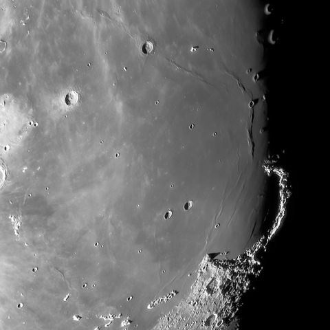 虹の入江とその南方海域