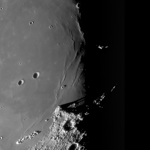 虹の入江の夜明け