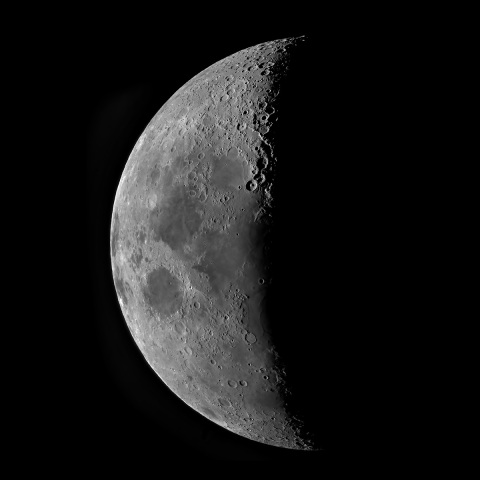 月齢5.8