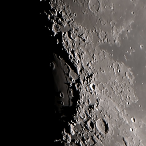 危機の海の夕暮れ