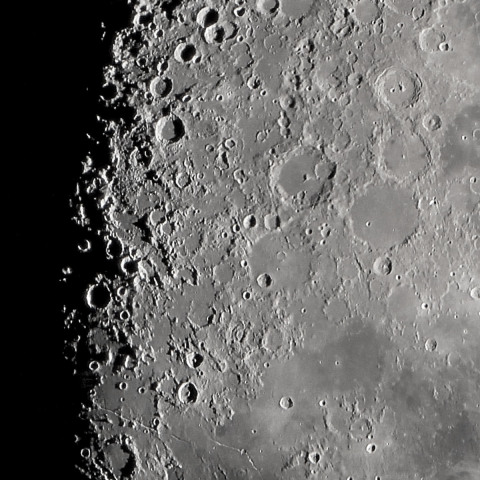 南東山岳群からアリアデウス谷へ