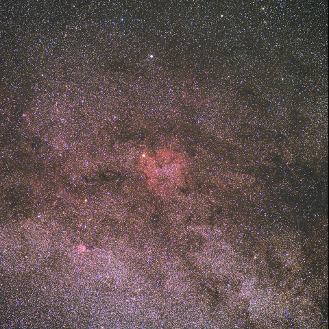 ケフェウス座IC1396付近の天の川