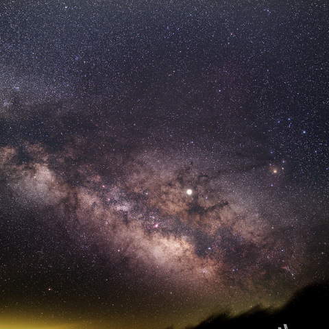 昇る夏の天の川