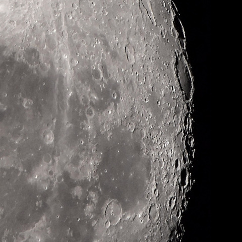 シラー、シッカードから湿りの海西岸へ