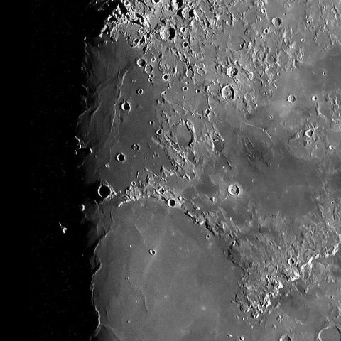 ラモント付近から晴れの海へ