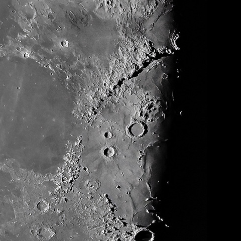 雨の海東岸とその周辺
