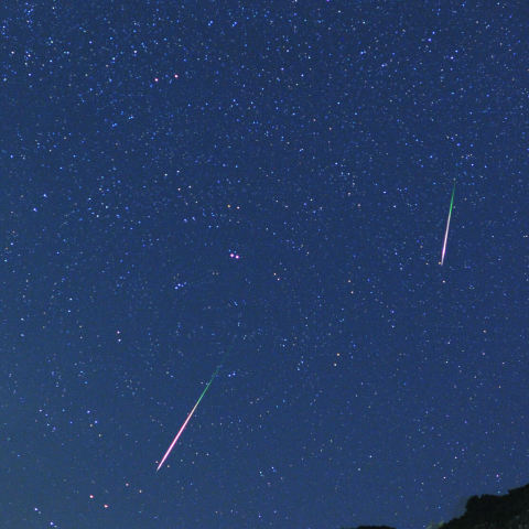 ペルセウス座流星群の２流星