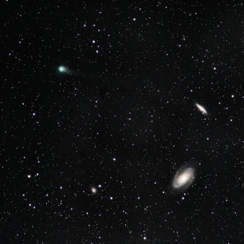 パンスターズ彗星 (C/2017 T2) とM81, M82