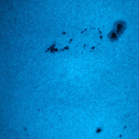 黒点半暗部周辺の現象(3513、3514)12/10