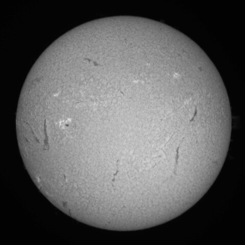 4/7の太陽(Hα中心付近)