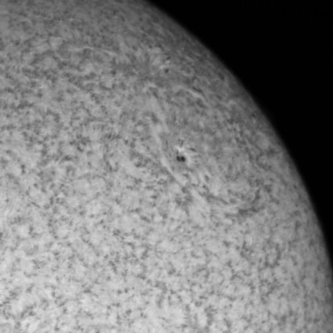 4/13の太陽(Hα少し長波長側)3628付近拡大