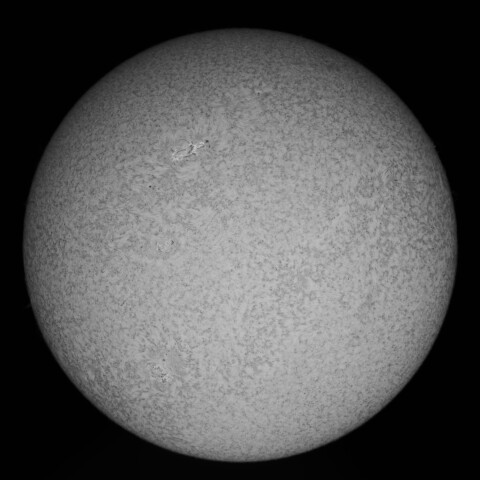 5/4の太陽(Hα少し長波長側)