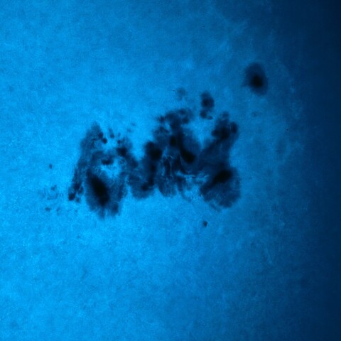 黒点半暗部周辺の現象(3664、3668)5/11