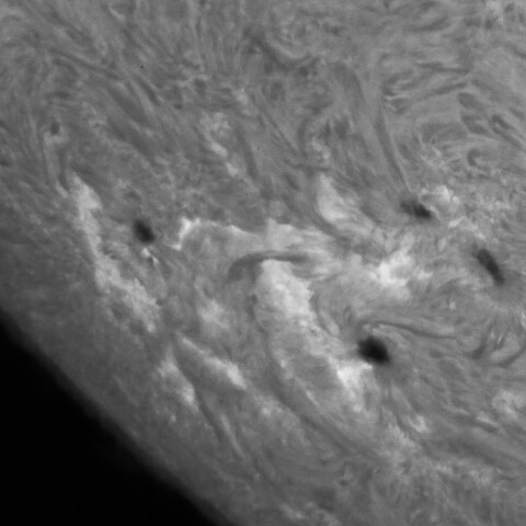 5/18の太陽(Hα中心付近)3685、3686付近拡大