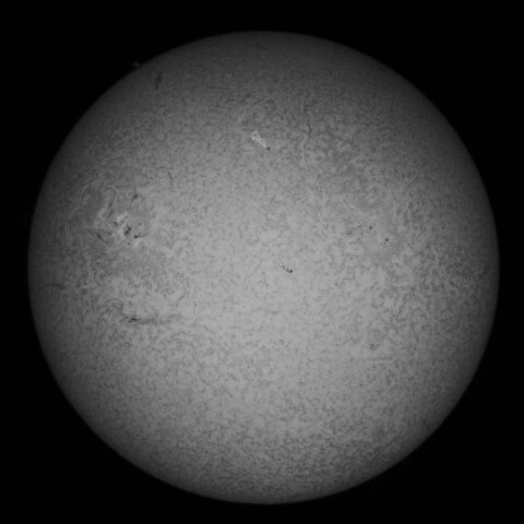 6/1朝の太陽(Hα少し長波長側)