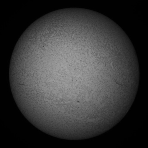 7/2朝の太陽(Hα少し長波長側)