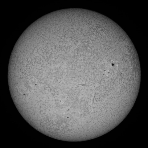 7/13の太陽(Hα少し短波長側)