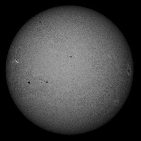 8/20朝の太陽(Hα少し長波長側)