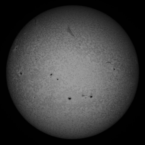 8/23朝の太陽(Hα少し長波長側)