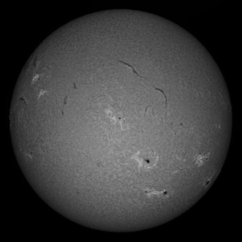 8/28朝の太陽(Hα中心付近)