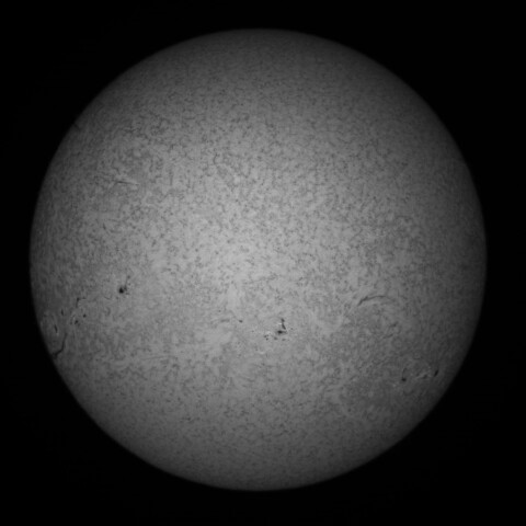 9/4朝の太陽(Hα少し長波長側)