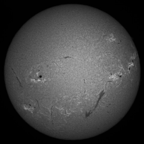 10/6昼の太陽(Hα中心付近)
