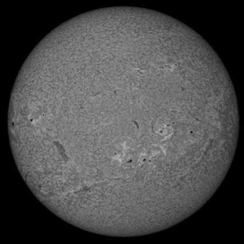 10/30昼の太陽(Hα少し短波長側)